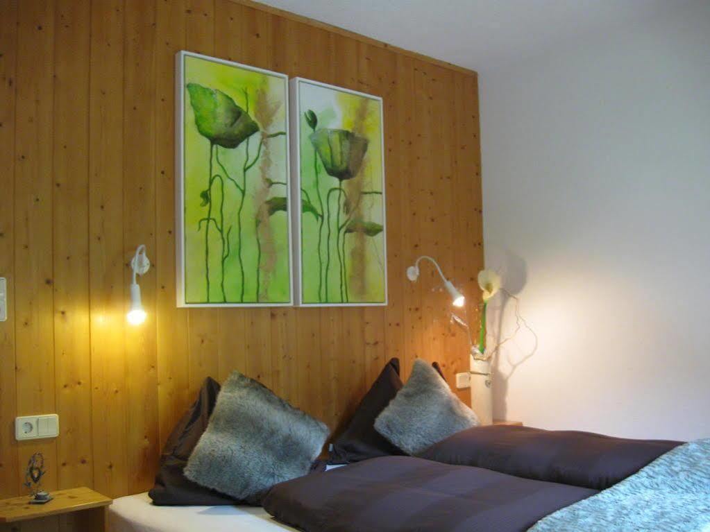 Haus Christine Apartment มีเดอร์ส ภายนอก รูปภาพ