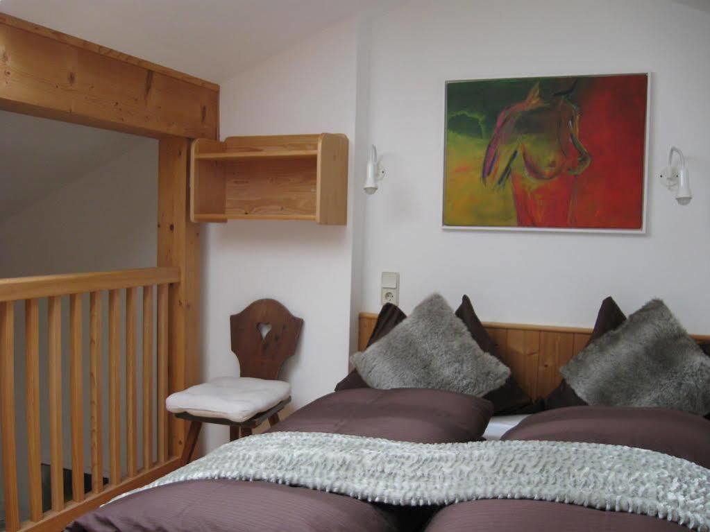Haus Christine Apartment มีเดอร์ส ภายนอก รูปภาพ